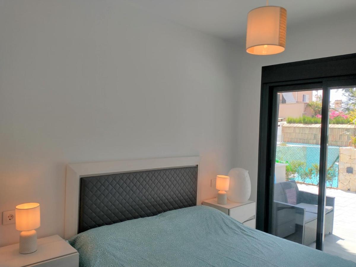Modern Nieuwbouwappartement Aan Het Strand Van De Mar Menor In Santiago De La Ribera Lo Pagan Exterior photo